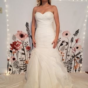 Essense of Australia Organza Wedding Gown